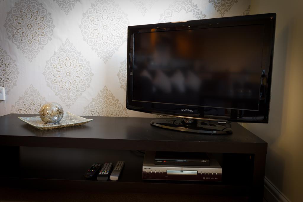 The Lindley Suite - Simple2Let Serviced Apartments 哈德斯菲尔德 客房 照片