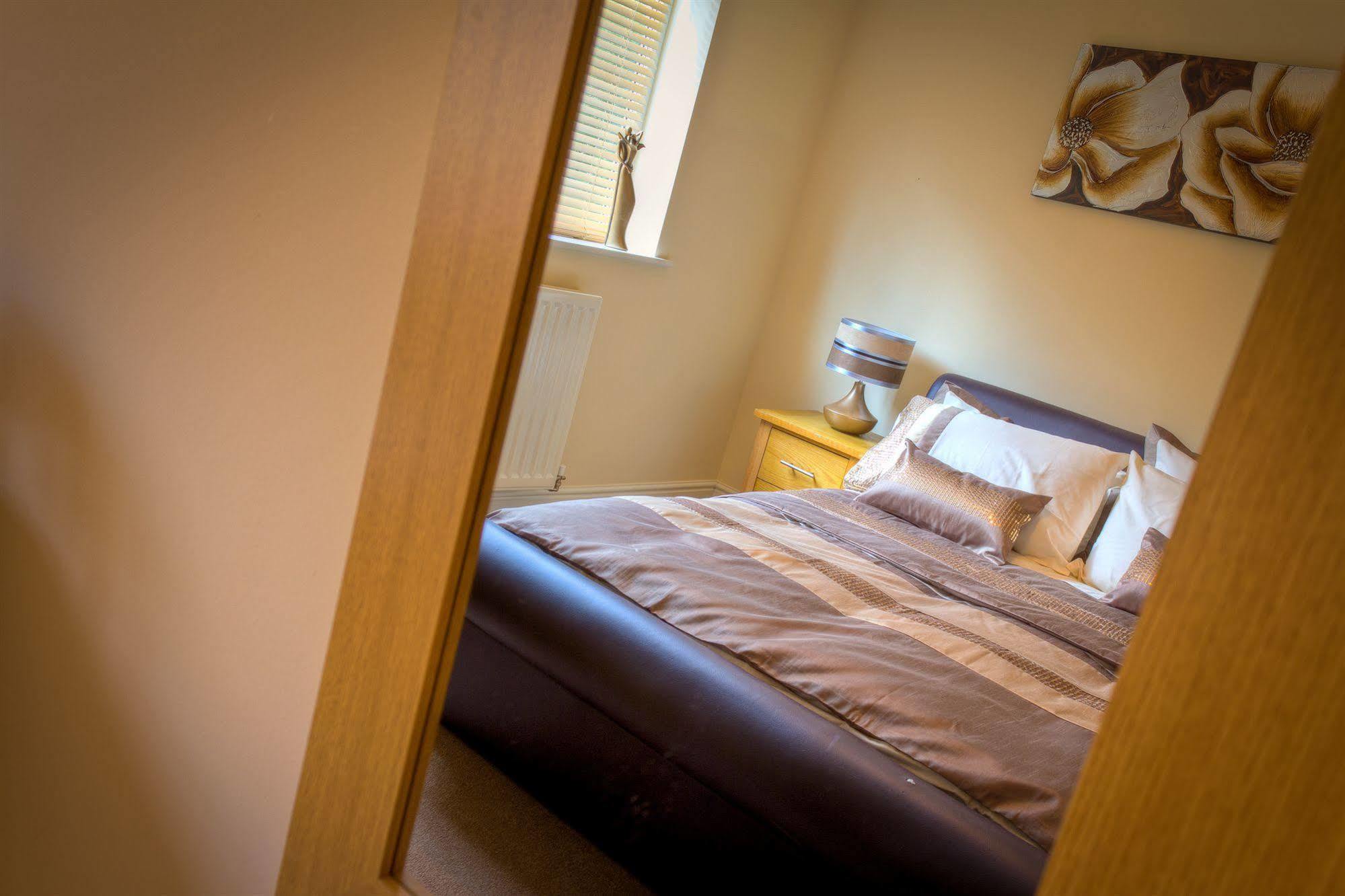 The Lindley Suite - Simple2Let Serviced Apartments 哈德斯菲尔德 外观 照片